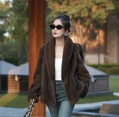 Dostępny rozmiar niestandardowy Winter Woman Lady Man-Mink Fur Plat Kurtka
